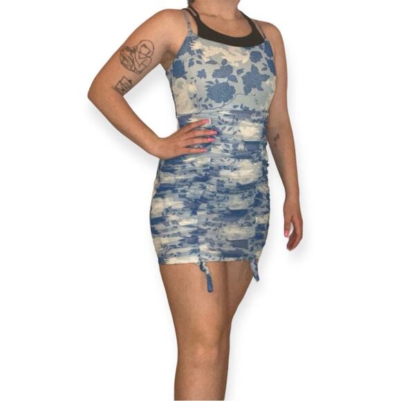 Missguided Blue Japanese Dragon Floral Ruching Bodycon Pullover MiniDress Size 2 - Picture 1 of 14